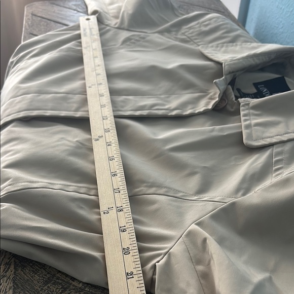 London Fog Classic Tan Trench Coat for Women - Picture 7 of 16